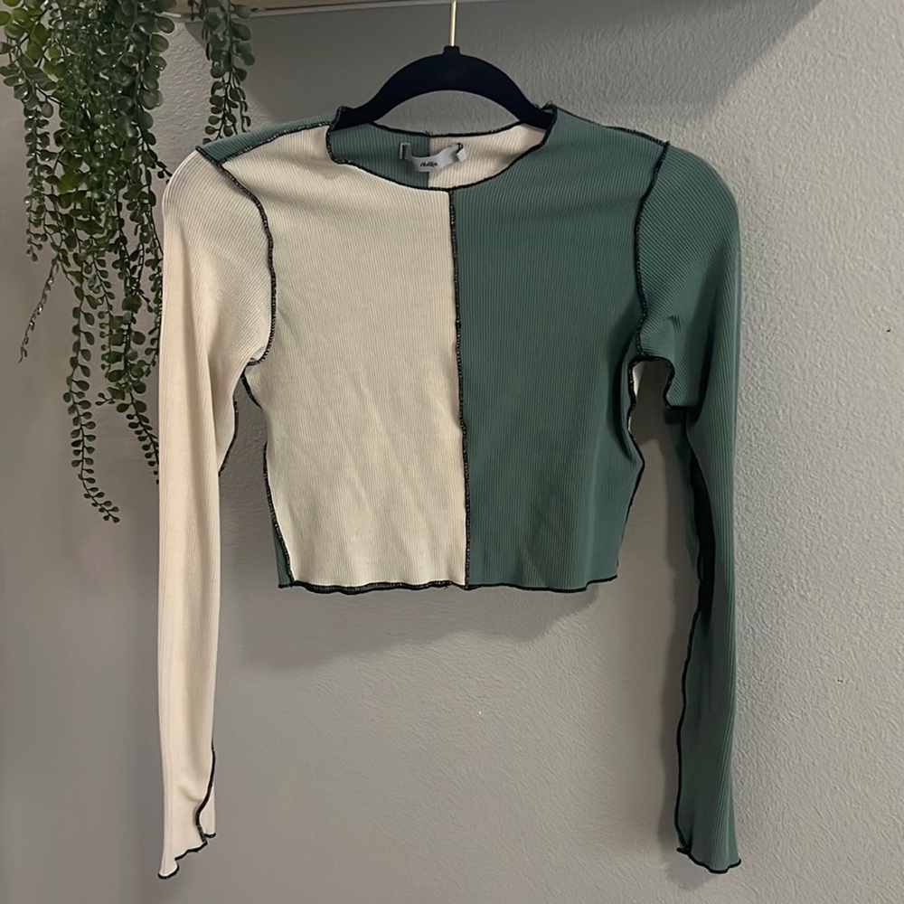 Adika Cropped Top